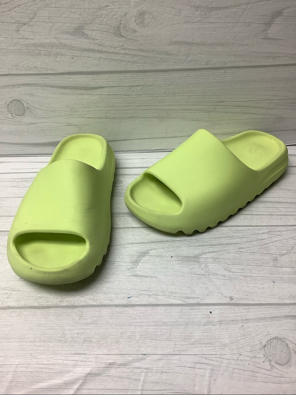 Yeezy Slip-On Slide Sandals - Picture 10 of 10